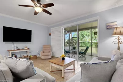 1289 Oxford Ln #228, Naples, FL 34105 - Photo 9