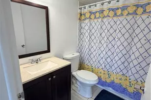 108 Santa Clara Dr, Naples, FL 34104 - Photo 11