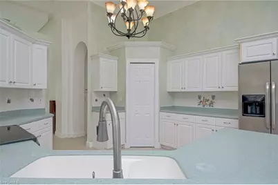 8252 Southwind Bay Cir, Fort Myers, FL 33908 - Photo 13