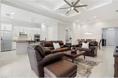 9328 Fieldstone Ln, Naples, FL 34120 - Photo 5