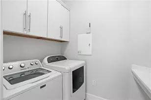 9328 Fieldstone Ln, Naples, FL 34120 - Photo 23