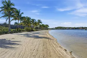 9328 Fieldstone Ln, Naples, FL 34120 - Photo 33