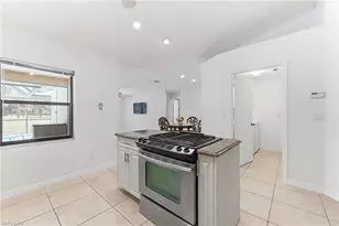 184 Wilson Blvd S, Naples, FL 34117 - Photo 15