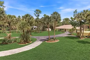 184 Wilson Blvd S, Naples, FL 34117 - Photo 3