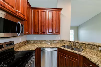 929 SW 31st St, Cape Coral, FL 33914 - Photo 5