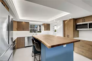 9486 Gulf Shore Dr, Naples, FL 34108 - Photo 11