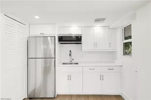 9486 Gulf Shore Dr, Naples, FL 34108 - Photo 35