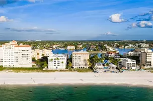 9486 Gulf Shore Dr, Naples, FL 34108 - Photo 45