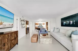 9486 Gulf Shore Dr, Naples, FL 34108 - Photo 5