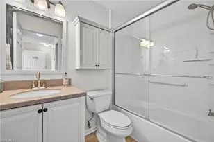 550 Saratoga Cir, Naples, FL 34104 - Photo 19