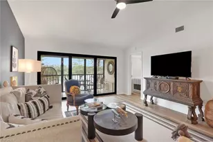 5784 Deauville Cir, Naples, FL 34112 - Photo 5