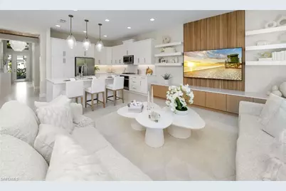 2669 Hyacinth Pl, Naples, FL 34112 - Photo 7