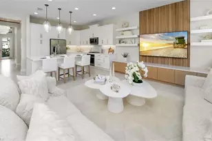 2669 Hyacinth Pl, Naples, FL 34112 - Photo 7