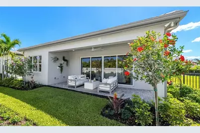 2669 Hyacinth Pl, Naples, FL 34112 - Photo 15