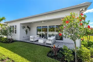 2669 Hyacinth Pl, Naples, FL 34112 - Photo 15