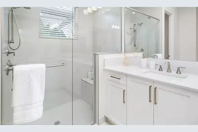 2669 Hyacinth Pl, Naples, FL 34112 - Photo 13