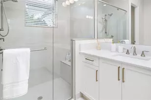 2669 Hyacinth Pl, Naples, FL 34112 - Photo 13