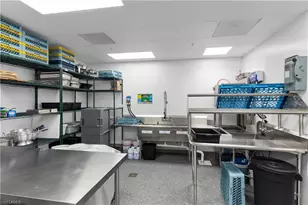 6890 Hendry Creek Dr, Fort Myers, FL 33908 - Photo 39