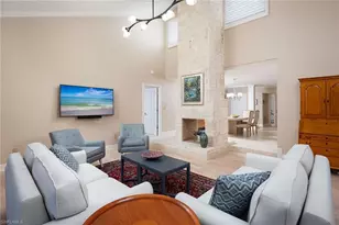 565 Tierra Mar Ln, Naples, FL 34108 - Photo 5