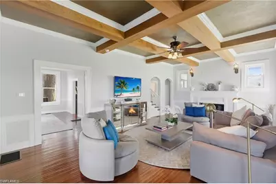 101 Fairview Ave, Fort Myers, FL 33905 - Photo 13