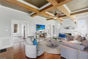 101 Fairview Ave, Fort Myers, FL 33905 - Photo 13