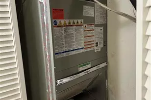 4633 Bayshore Dr, Naples, FL 34112 - Photo 11