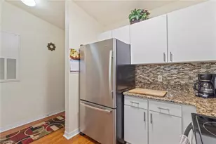 8288 Key Royal Ln, Naples, FL 34119 - Photo 9