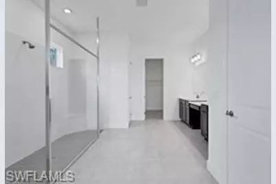 11907 Raggio Dr, Fort Myers, FL 33913 - Photo 21