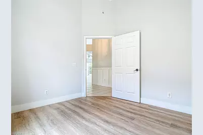 351 Pindo Palm Dr, Naples, FL 34104 - Photo 27