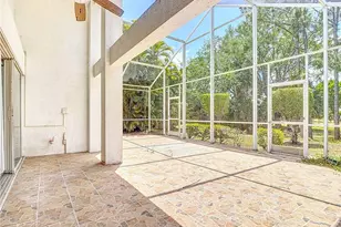 351 Pindo Palm Dr, Naples, FL 34104 - Photo 35