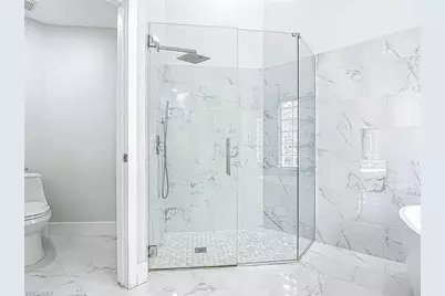 351 Pindo Palm Dr, Naples, FL 34104 - Photo 23