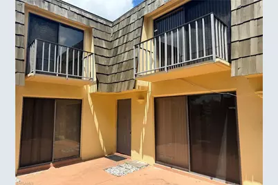 1531 Park Meadows Dr #4, Fort Myers, FL 33907 - Photo 3