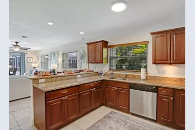 625 97th Ave N, Naples, FL 34108 - Photo 13