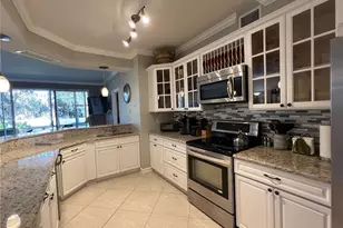 8125 Celeste Dr, Naples, FL 34113 - Photo 5