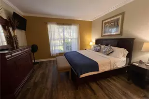 8125 Celeste Dr, Naples, FL 34113 - Photo 17