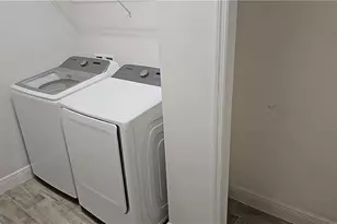 2305 Ariane Dr, Naples, FL 34112 - Photo 25