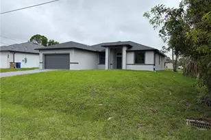 900 Alaska Ave, Lehigh Acres, FL 33971 - Photo 3