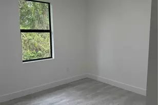 900 Alaska Ave, Lehigh Acres, FL 33971 - Photo 21