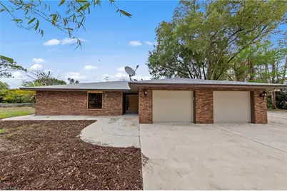 7231 Westwood Acres Rd, Fort Myers, FL 33905 - Photo 3