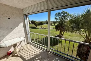 225 Turtle Lake Ct, Naples, FL 34105 - Photo 7