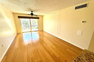 225 Turtle Lake Ct, Naples, FL 34105 - Photo 3