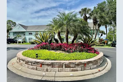 137 Wading Bird Cir #F-204, Naples, FL 34110 - Photo 3