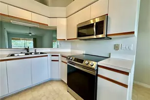 137 Wading Bird Cir, Naples, FL 34110 - Photo 9