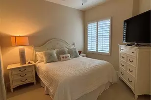 554 Avellino Isles Cir, Naples, FL 34119 - Photo 13