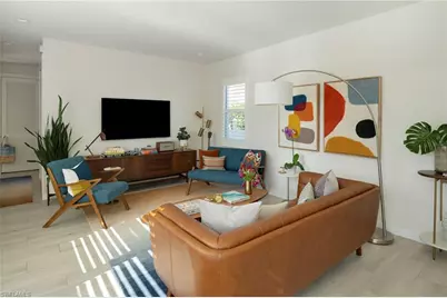 10042 Vanderbilt Dr, Naples, FL 34108 - Photo 9