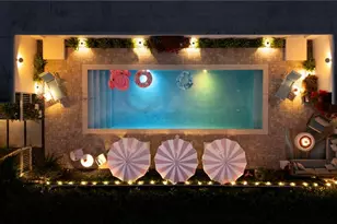 10042 Vanderbilt Dr, Naples, FL 34108 - Photo 31