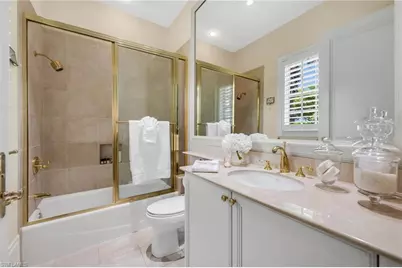 2045 Isla Vista Ln, Naples, FL 34105 - Photo 19