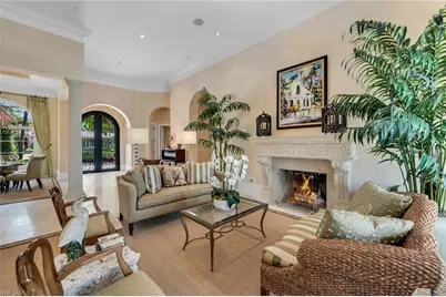 2045 Isla Vista Ln, Naples, FL 34105 - Photo 5