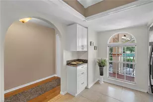 505 Mardel Dr, Naples, FL 34104 - Photo 9