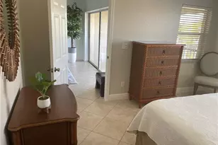 9640 Victoria Ln, Naples, FL 34109 - Photo 11